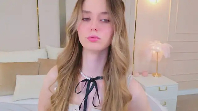 MarybethSnow online show from April 3, 2026, 5:19 pm