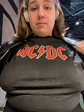 SuzieMurray online show from February 28, 2025, 11:25 am