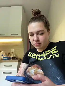 SuzieMurray online show from October 1, 2025, 10:20 am