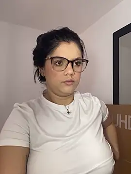 kimberlyhills1 online show from November 24, 2025, 8:20 pm