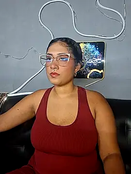 Laurentdupont04 online show from June 25, 2026, 6:13 pm