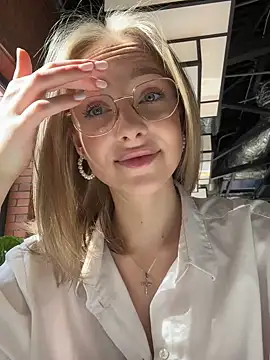 CaseyStar online show from March 2, 2025, 9:32 am