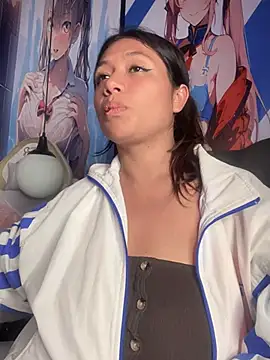 Snapshot of Im_Little chatting on February 23, 2025, 3:02 am Im Little online show from February 23, 2025, 3:02 am