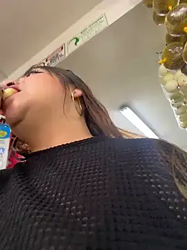 Tatiana O online show from December 2, 2025, 3:14 pm