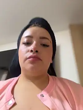 Tatiana O online show from May 21, 2026, 1:08 pm