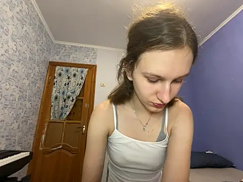 Snapshot of Eva_Angel3 chatting on May 25, 2026, 6:39 pm Eva Angel3 online show from May 25, 2026, 6:39 pm