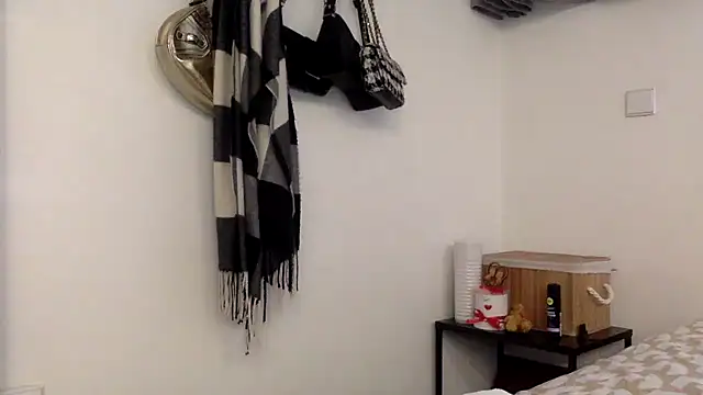 brazilianbbinuk online show from March 13, 2025, 7:31 am