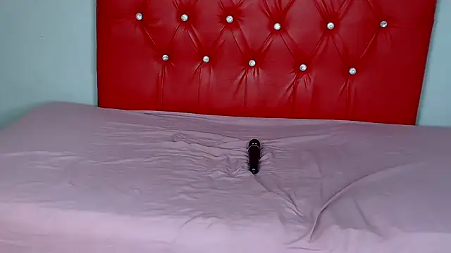 EbonyBentley online show from September 28, 2025, 6:37 pm