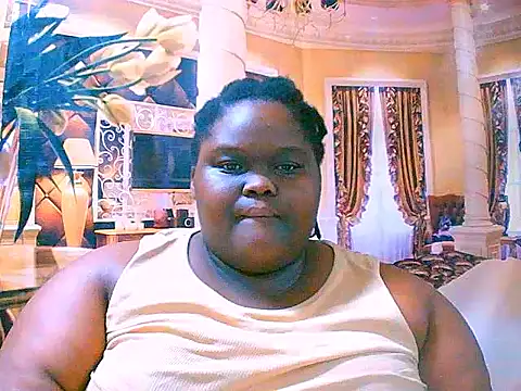 Snapshot of EbonyHotBuns chatting on September 13, 2025, 9:15 pm EbonyHotBuns online show from September 13, 2025, 9:15 pm