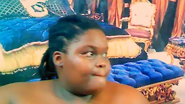 Snapshot of EbonyHotBuns chatting on March 13, 2025, 6:01 pm EbonyHotBuns online show from March 13, 2025, 6:01 pm