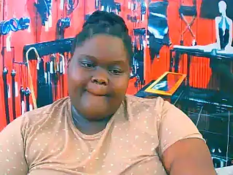 EbonyHotBuns online show from November 13, 2025, 8:46 pm