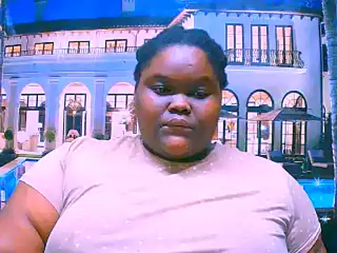 Snapshot of EbonyHotBuns chatting on October 2, 2025, 7:56 am EbonyHotBuns online show from October 2, 2025, 7:56 am