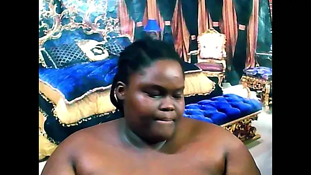 Snapshot of EbonyHotBuns chatting on March 13, 2025, 5:22 am EbonyHotBuns online show from March 13, 2025, 5:22 am