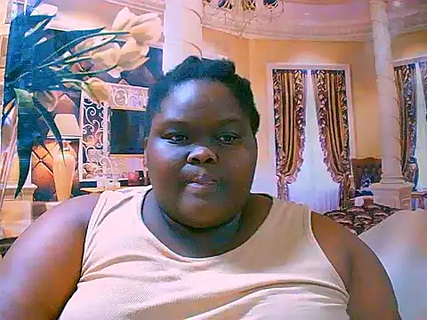 Snapshot of EbonyHotBuns chatting on September 12, 2025, 7:46 pm EbonyHotBuns online show from September 12, 2025, 7:46 pm