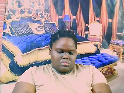 Snapshot of EbonyHotBuns chatting on March 11, 2025, 5:35 am EbonyHotBuns online show from March 11, 2025, 5:35 am