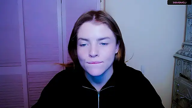 MissOliviaa  online show from January 24, 2025, 5:42 pm