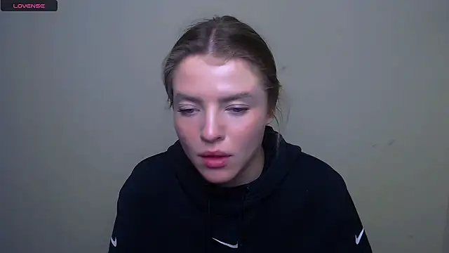 MissOliviaa  online show from February 26, 2025, 2:49 pm