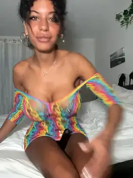 AlyssaHottv  online show from October 18, 2025, 10:56 pm