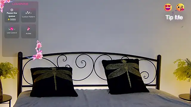 KarnetJ online show from October 2, 2025, 8:12 pm