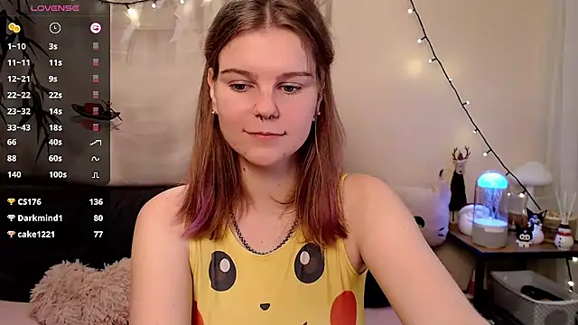 Moona xx online show from January 7, 2025, 11:45 pm