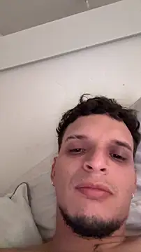 Snapshot of ArturoDelgado1 chatting on May 6, 2026, 3:05 pm ArturoDelgado1 online show from May 6, 2026, 3:05 pm