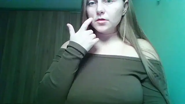 Evasapples online show from February 24, 2026, 11:16 pm