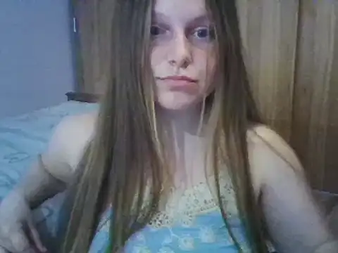 Evasapples online show from February 27, 2025, 7:37 pm