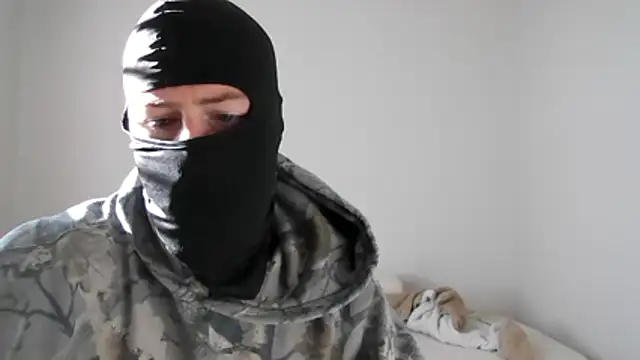 michaeljohnson3654 online show from April 3, 2026, 3:51 pm