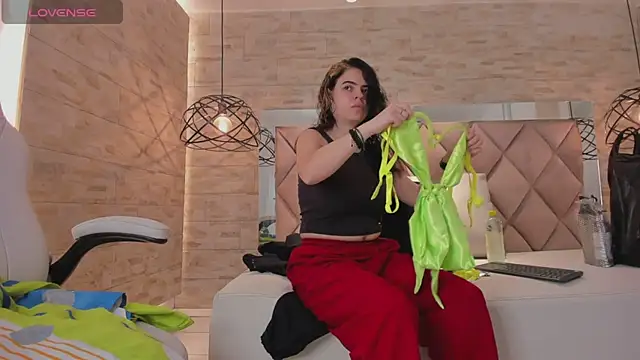 dorothy vegga online show from March 15, 2025, 2:56 am