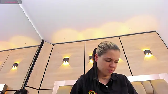 dorothy vegga online show from January 6, 2026, 3:32 am