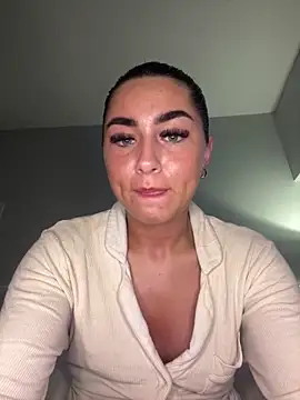 Snapshot of clobunny10 chatting on March 2, 2026, 7:54 pm clobunny10 online show from March 2, 2026, 7:54 pm