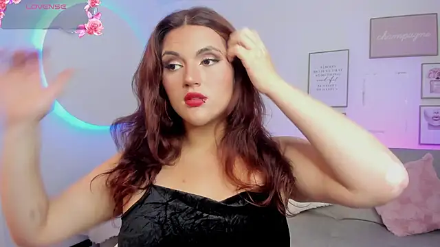 Snapshot of becca_diamond chatting on March 12, 2025, 8:09 pm becca diamond online show from March 12, 2025, 8:09 pm