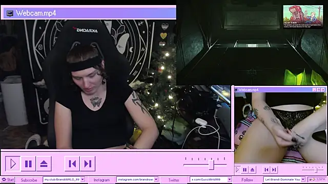 Snapshot of BrandiWRLD_999 chatting on January 12, 2025, 3:28 am BrandiWRLD 999 online show from January 12, 2025, 3:28 am