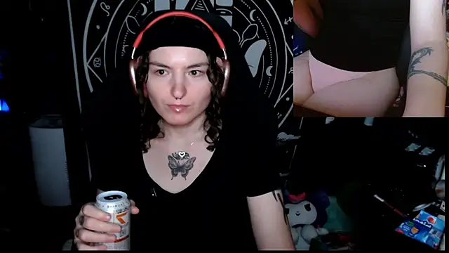 Snapshot of BrandiWRLD_999 chatting on September 23, 2025, 7:21 pm BrandiWRLD 999 online show from September 23, 2025, 7:21 pm