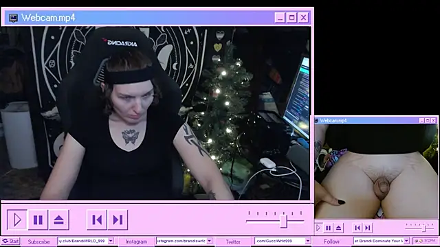 Snapshot of BrandiWRLD_999 chatting on January 11, 2025, 3:13 am BrandiWRLD 999 online show from January 11, 2025, 3:13 am