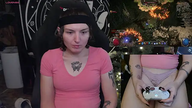 Snapshot of BrandiWRLD_999 chatting on January 17, 2025, 6:54 pm BrandiWRLD 999 online show from January 17, 2025, 6:54 pm