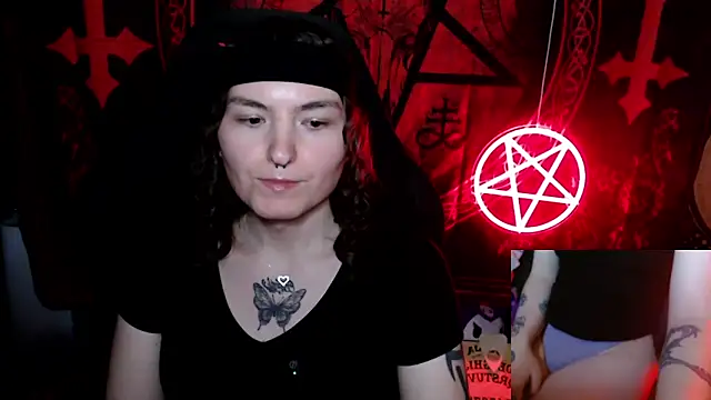 Snapshot of BrandiWRLD_999 chatting on October 5, 2025, 8:10 pm BrandiWRLD 999 online show from October 5, 2025, 8:10 pm