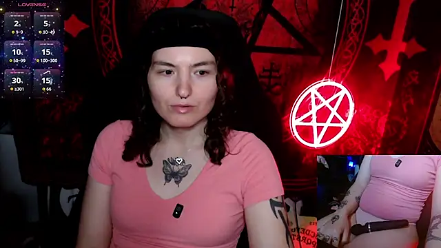 Snapshot of BrandiWRLD_999 chatting on October 17, 2025, 7:15 pm BrandiWRLD 999 online show from October 17, 2025, 7:15 pm