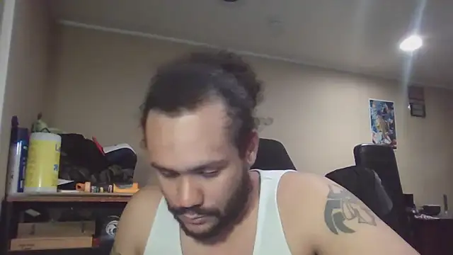 Snapshot of Chef-Munchies69 chatting on April 6, 2026, 1:23 am Chef-Munchies69 online show from April 6, 2026, 1:23 am