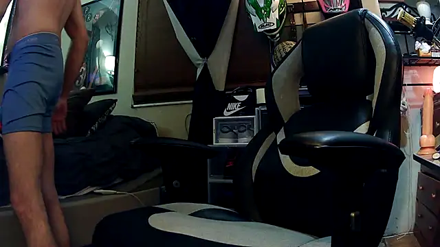 slutty guy12 online show from March 4, 2025, 12:29 am