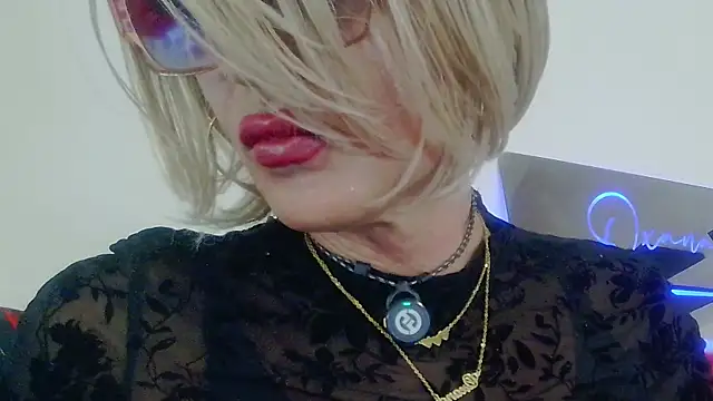 Jbisex online show from April 18, 2026, 1:19 am