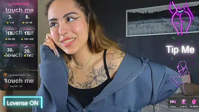 baby  kim online show from November 13, 2025, 8:29 am