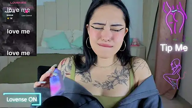 baby  kim online show from December 18, 2025, 8:34 pm