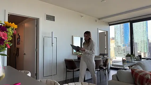 Graciemae baexx online show from October 12, 2025, 6:20 pm