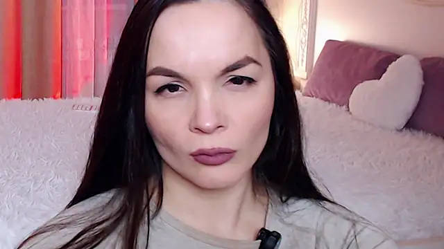 Avylew online show from December 16, 2025, 7:40 pm