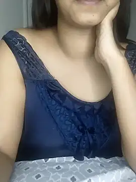 Snapshot of Sexy-Shalinii chatting on March 6, 2025, 5:35 am Sexy-Shalinii online show from March 6, 2025, 5:35 am