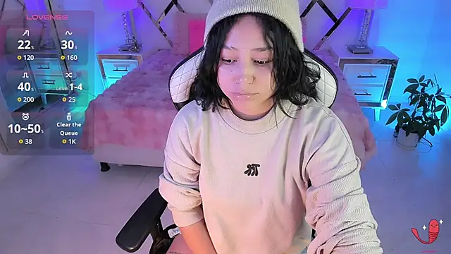 sexyy kitty18 online show from April 7, 2026, 1:35 pm