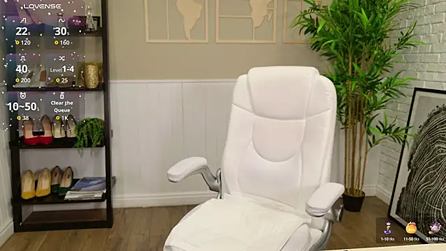 LadyLeea online show from October 4, 2025, 3:52 am