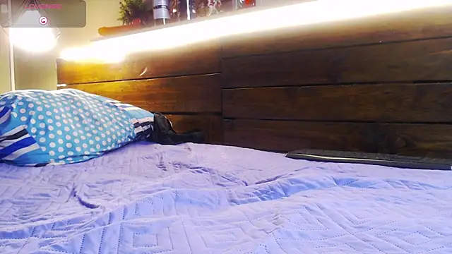 SonicJ25 online show from January 8, 2026, 1:33 am