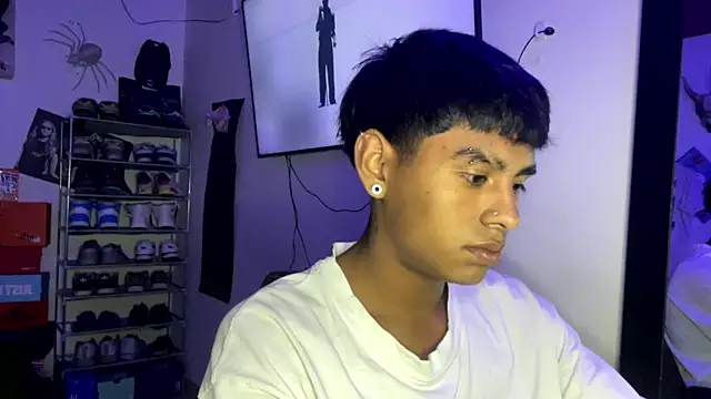  Billowy  online show from November 8, 2025, 10:35 pm